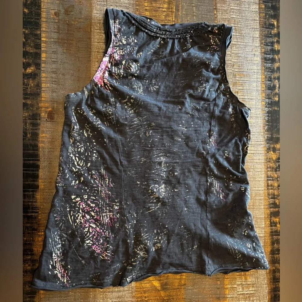 Free People Tank Top Gray with Paint splatter design braided accents Size Large - Picture 5 of 5